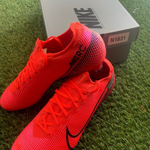 Nike Mercurial Vapor 13 Elite FG - Picture 3 of 5